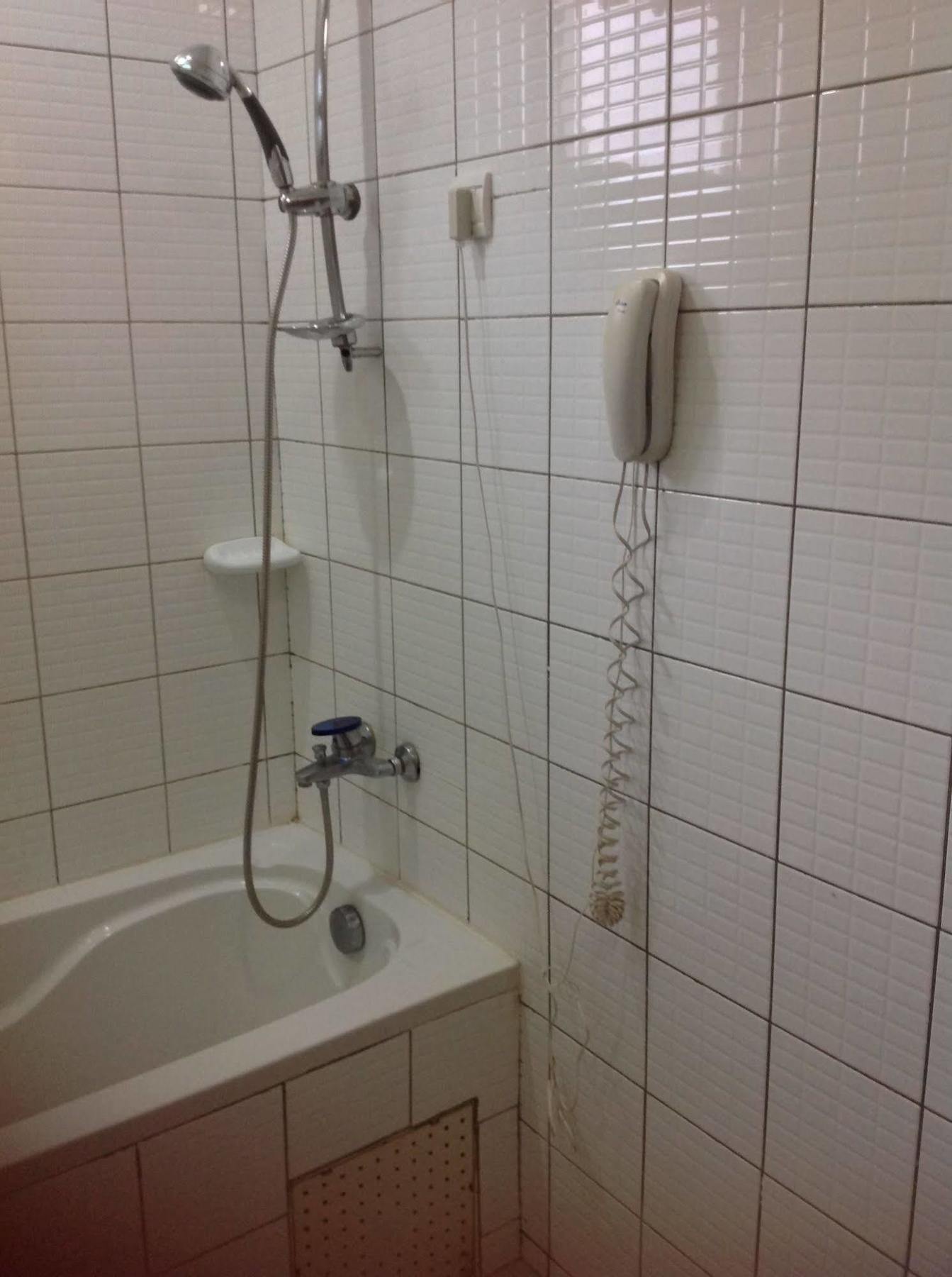 Faso Hotel วากาดูกู ภายนอก รูปภาพ